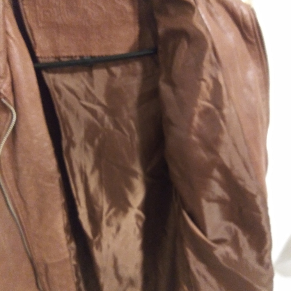 Leather Jacket - Picture 5 of 5